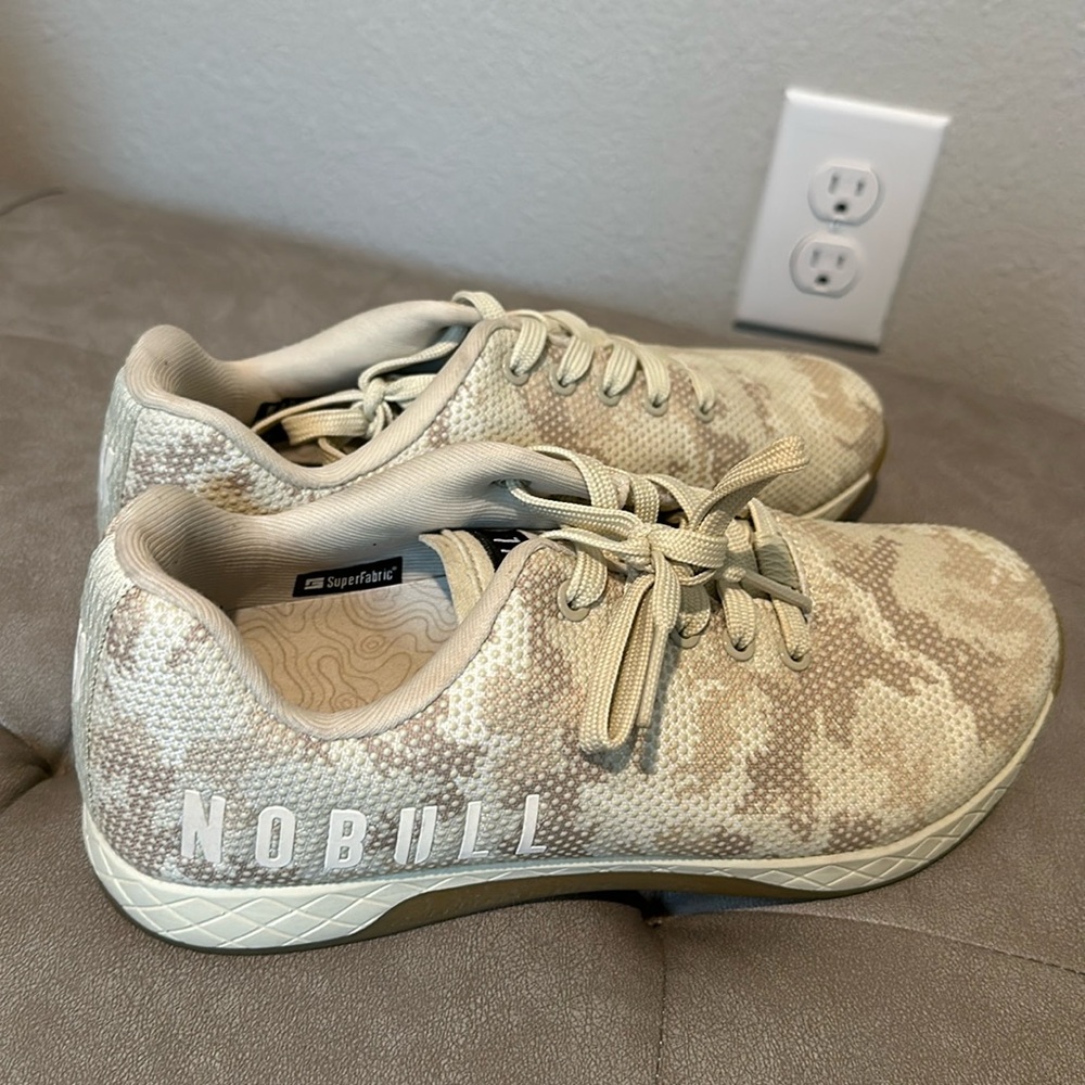 Nobull trainers size 9 brown camo